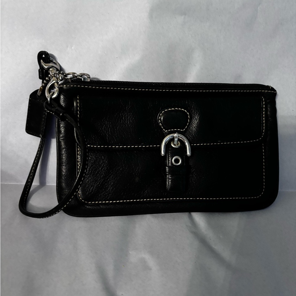 🎁❤️Vintage coach leather wrist bag🎁cell phone clutch🥰and dust bag😘